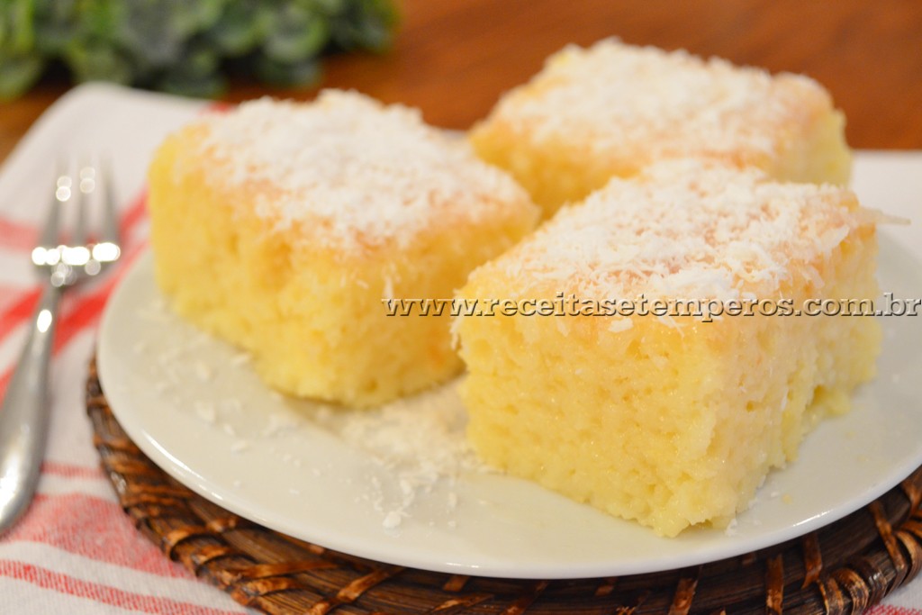 Receita De Bolo De Coco Molhadinho Receitas E Temperos