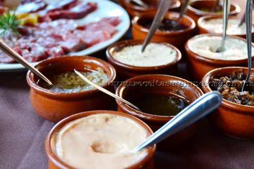 Swiss Cottage - restaurante especializado em fondue em Gramado