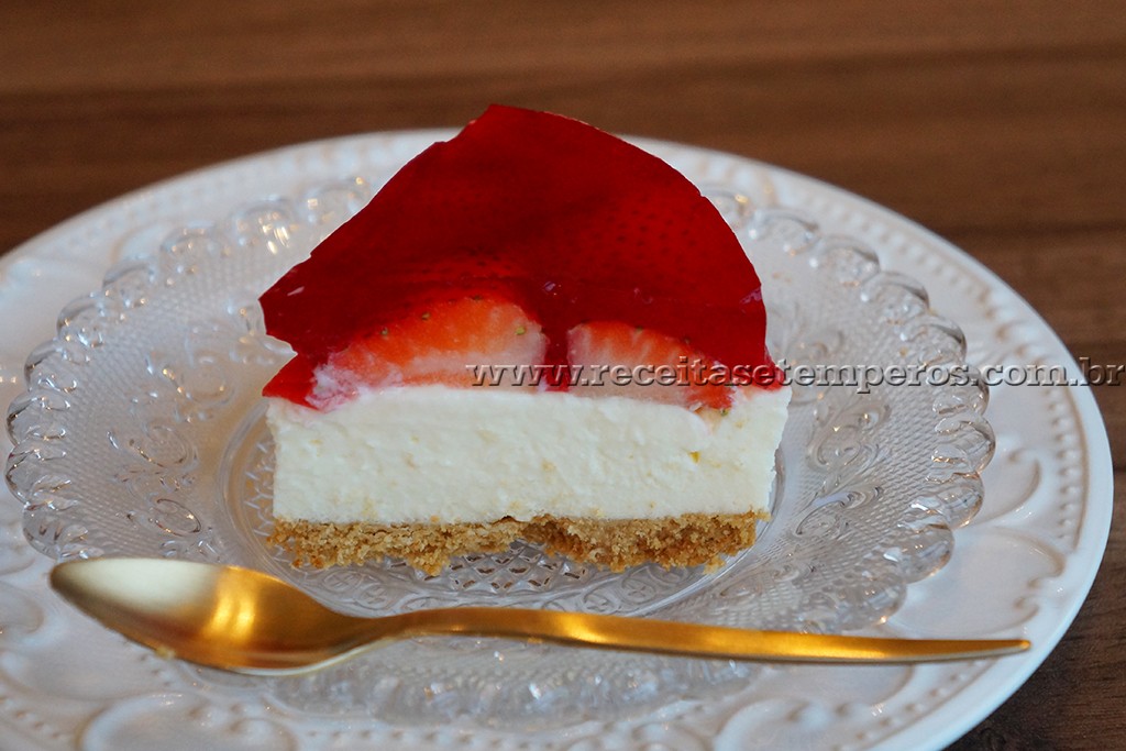 Cheesecake de gelatina com morango