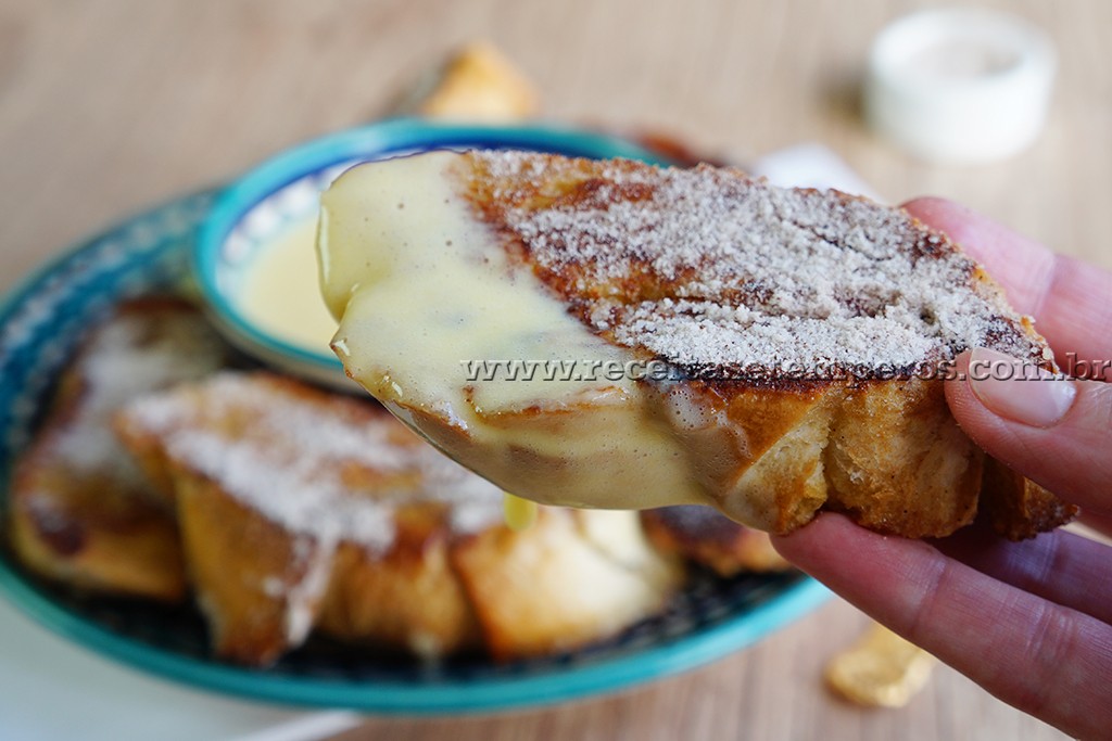 Rabanada com creme de canela