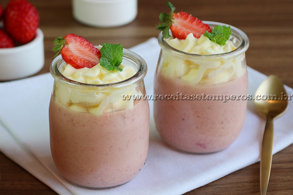 Mousse de Morango e Bolo de Carne