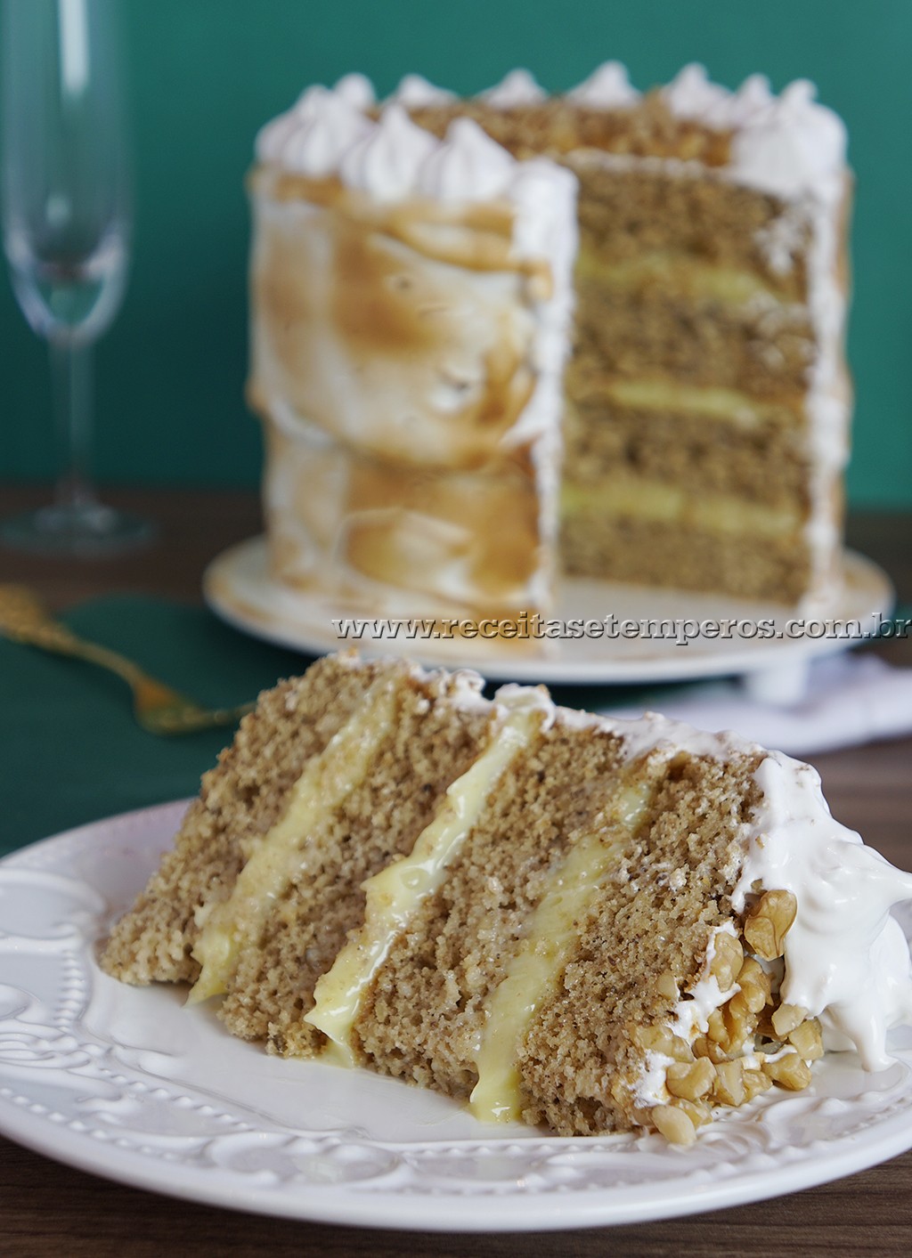 Bolo de Nozes com Baba de Moça