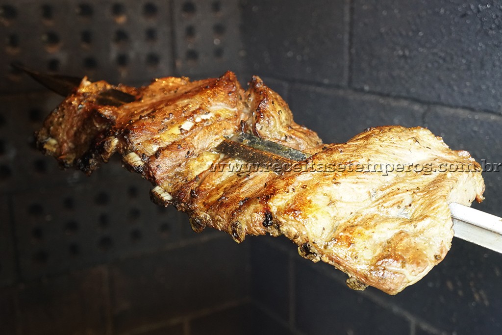 Featured image of post Costela De Porco No Espeto Picanha de porco no espeto